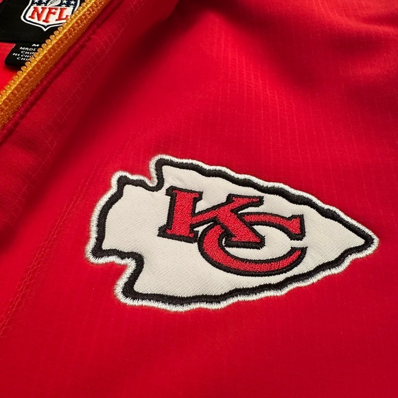 NWT Men’s Medium soft shell Chiefs coat - Picture 5 of 5